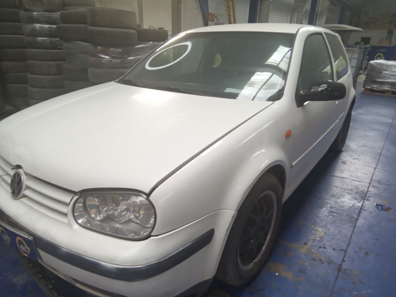 volkswagen golf iv berlina (1j1) del año 1999