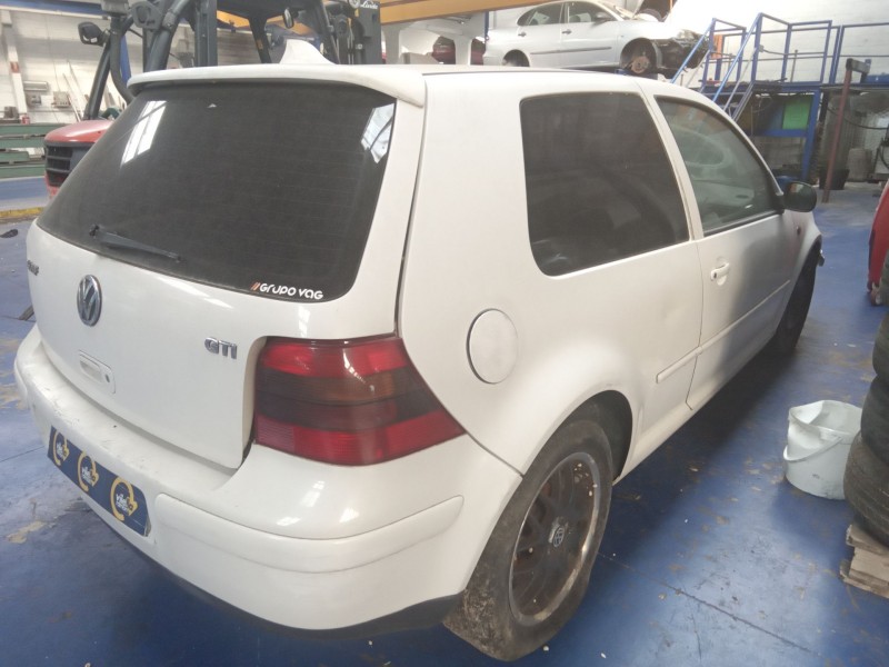 volkswagen golf iv berlina (1j1) del año 1999