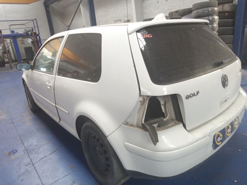 volkswagen golf iv berlina (1j1) del año 1999