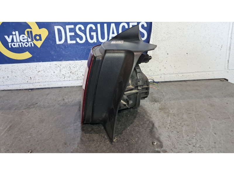 Recambio de piloto trasero izquierdo para citroen c4 cactus feel referencia OEM IAM   