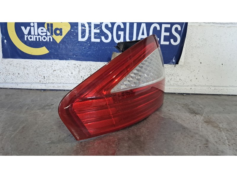 Recambio de piloto trasero izquierdo para ford mondeo ber. (ca2) ambiente referencia OEM IAM   