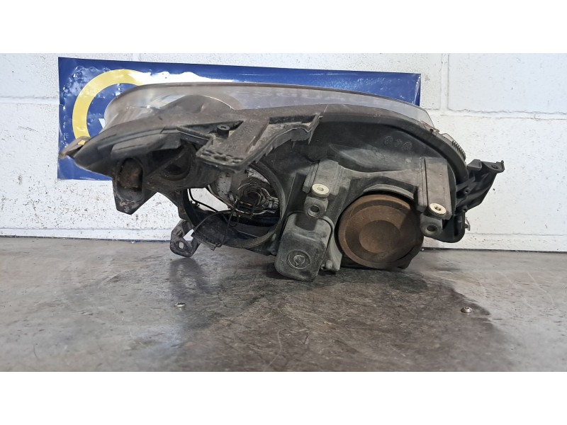 Recambio de faro izquierdo para opel astra h berlina cosmo referencia OEM IAM   