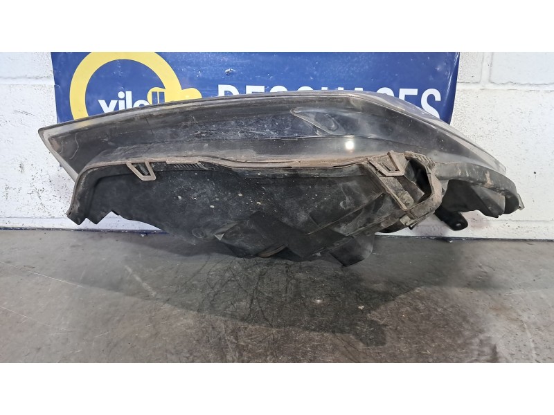Recambio de faro izquierdo para opel astra h berlina cosmo referencia OEM IAM   