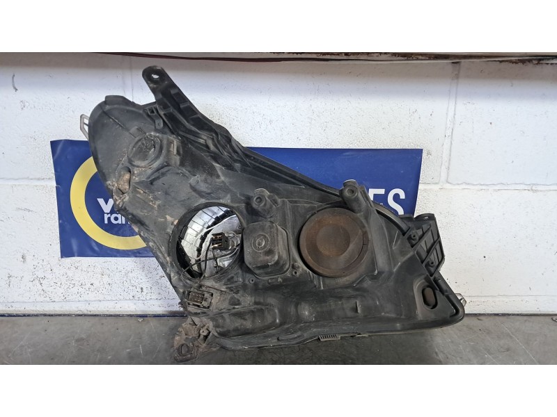 Recambio de faro izquierdo para opel astra h berlina cosmo referencia OEM IAM   
