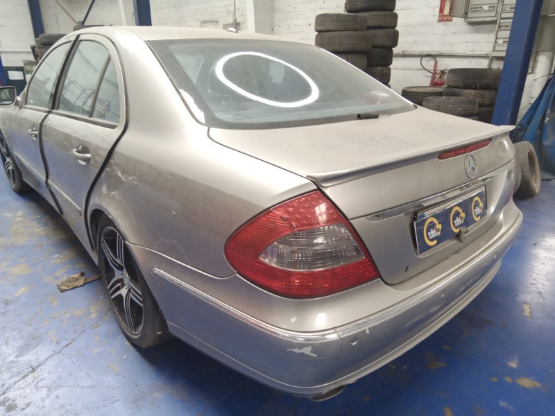 mercedes clase e (w211) berlina del año 2013