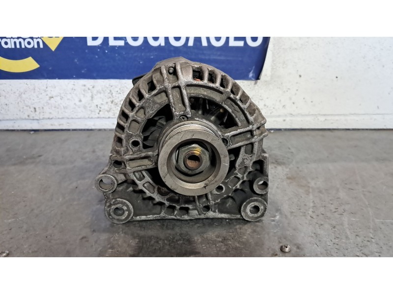 Recambio de alternador para volkswagen touran (1t1) 1.6 16v fsi referencia OEM IAM 03C903021D 0124325128 14V 110A