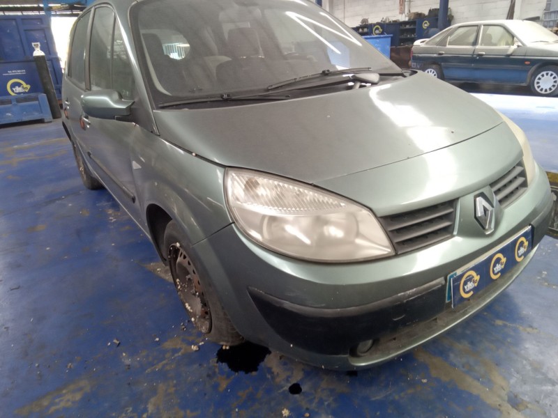 renault scenic ii del año 2004
