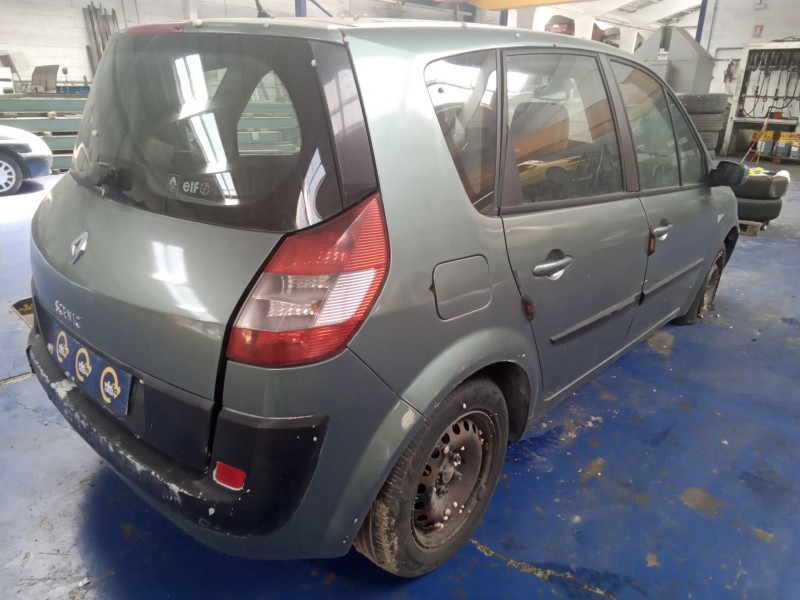 renault scenic ii del año 2004