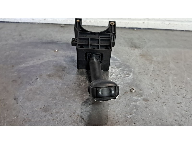 Recambio de mando limpia para audi a4 1.8 t referencia OEM IAM 4D0953503B  
