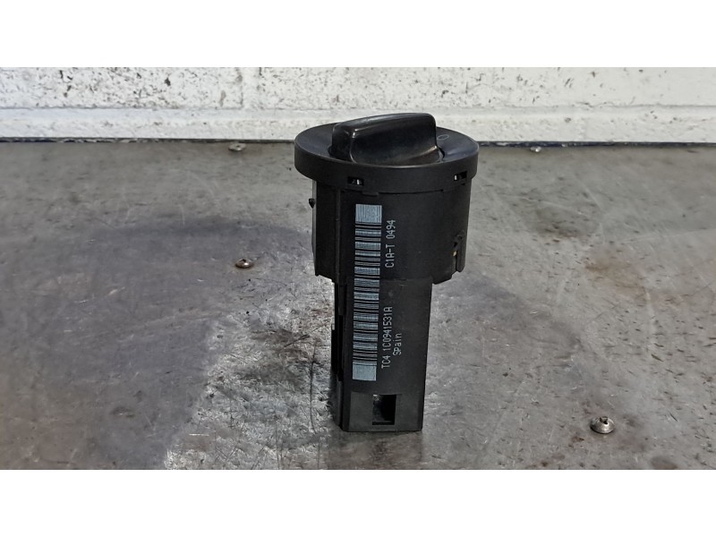 Recambio de mando luces para volkswagen passat variant (3b6) 1.9 tdi referencia OEM IAM 1C0941531A 2 NIEBLAS 