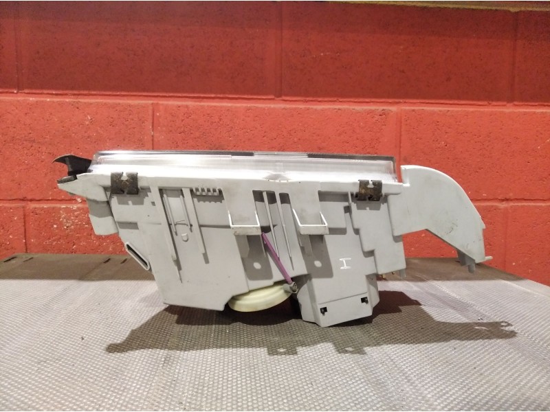 Recambio de faro izquierdo para mercedes clase c (w202) berlina 180 (202.018) referencia OEM IAM   