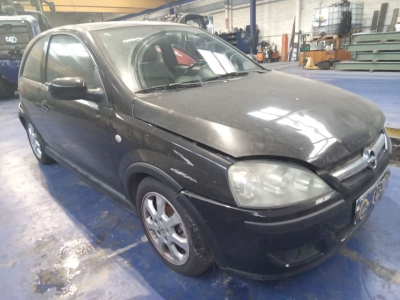 opel corsa c del año 2004