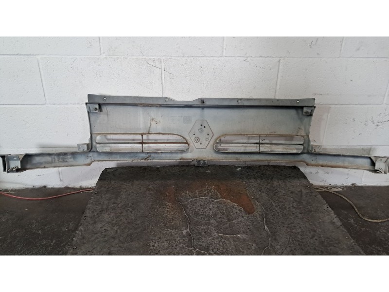 Recambio de rejilla delantera para renault master   desde 98  | ... master   desde 98  | ... referencia OEM IAM   