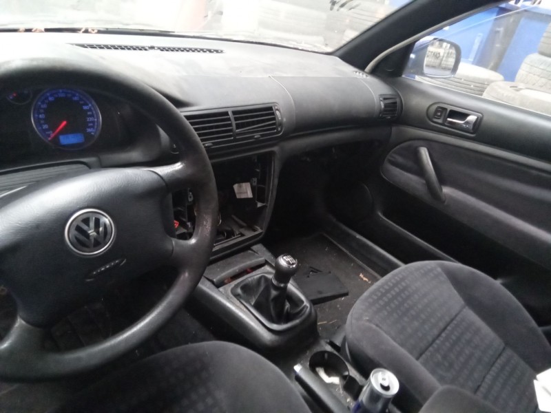 volkswagen passat berlina (3b3) del año 2000