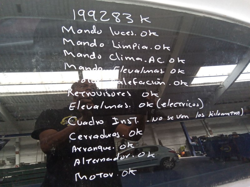 nissan almera (n16/e) del año 2000