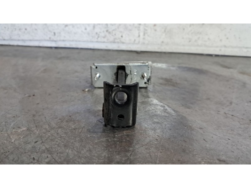 Recambio de tope puerta para ford focus berlina (cap) ambiente (d) | 04.06 - ... ambiente (d) | 04.06 - ... referencia OEM IAM  