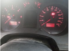 seat ibiza (6l1) del año 2002