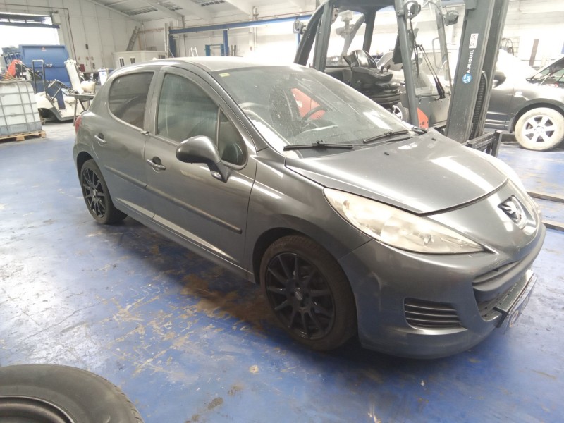 peugeot 207 del año 2010