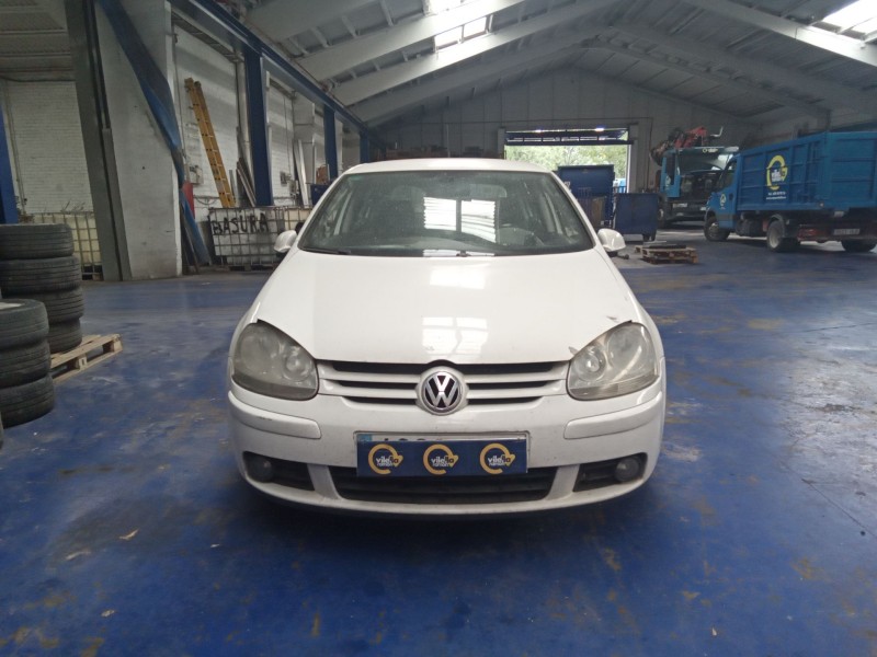 volkswagen golf v berlina (1k1) del año 2006