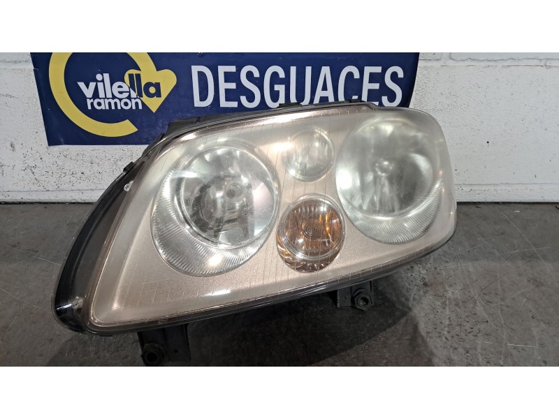 Recambio de faro izquierdo para volkswagen touran (1t1) 2.0 tdi referencia OEM IAM    Recambio de faro izquierdo para volkswagen touran (1t1) 2.0 tdi referencia OEM IAM