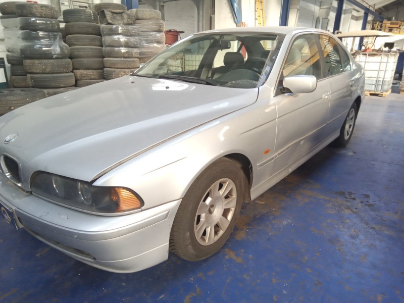 bmw serie 5 berlina (e39) del año 2001