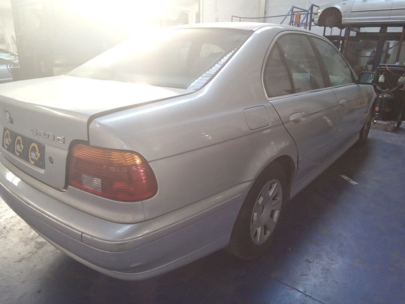 bmw serie 5 berlina (e39) del año 2001