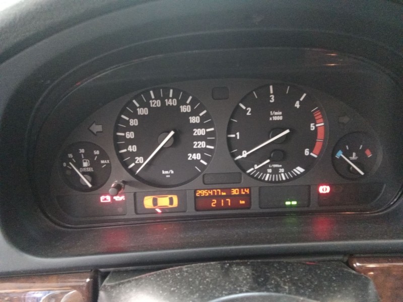 bmw serie 5 berlina (e39) del año 2001