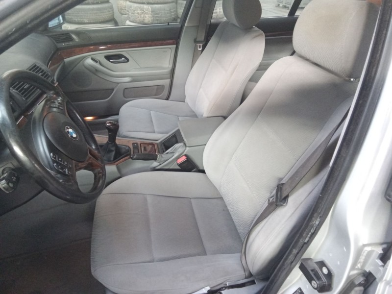 bmw serie 5 berlina (e39) del año 2001