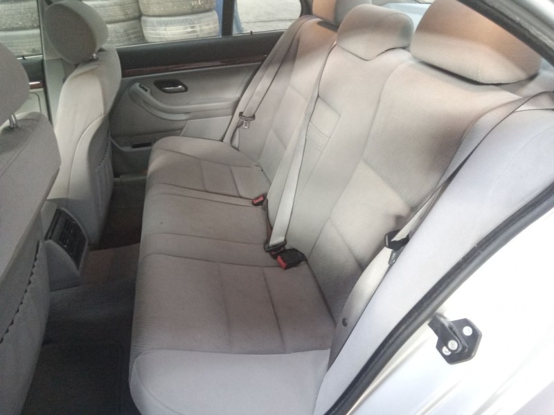 bmw serie 5 berlina (e39) del año 2001