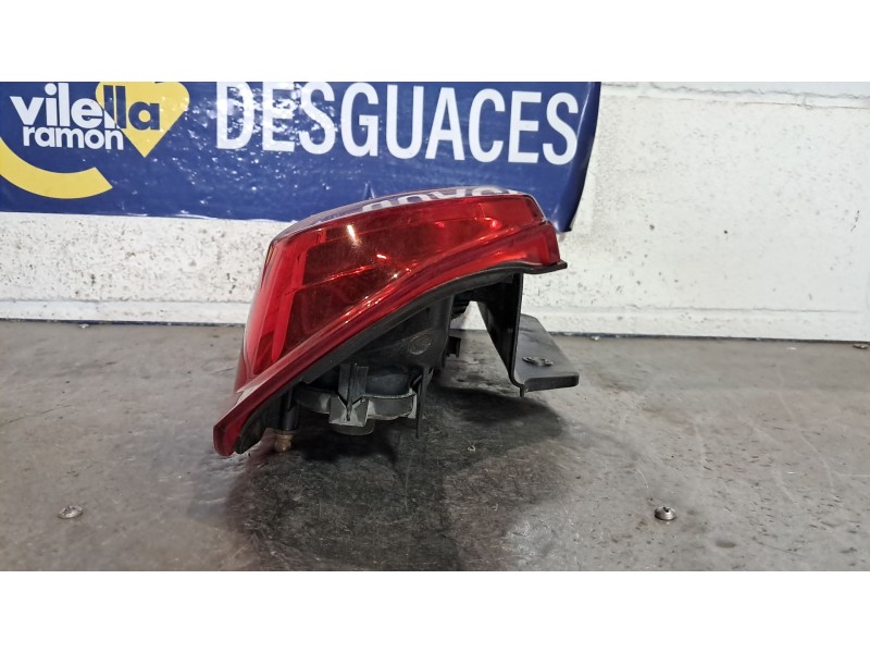 Recambio de piloto trasero derecho para citroen nemo attraction referencia OEM IAM   