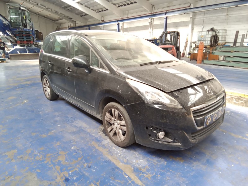 peugeot 5008 del año 2015