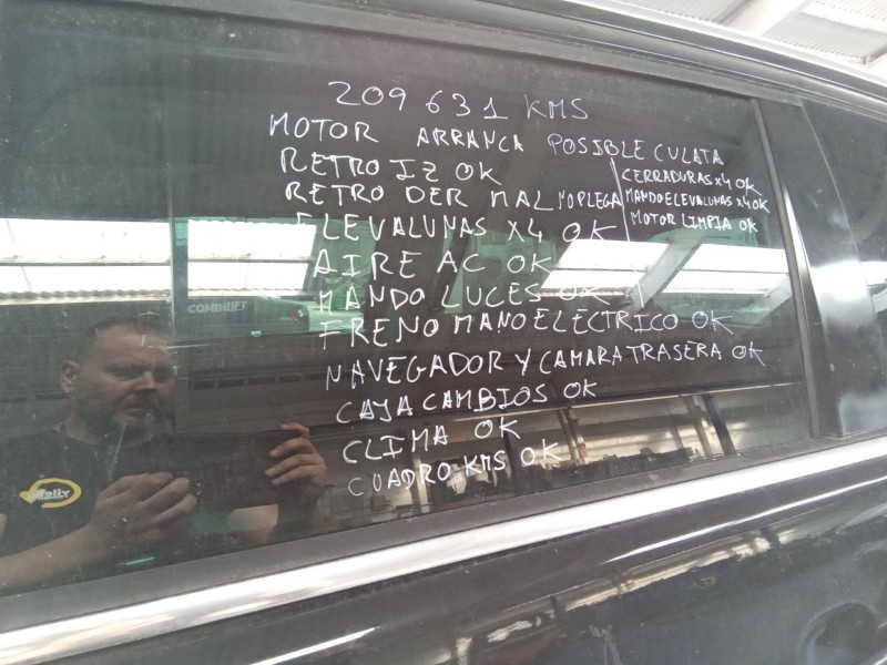 peugeot 5008 del año 2015