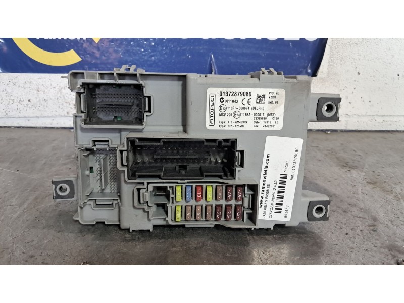 Recambio de caja reles fusibles para citroen nemo attraction referencia OEM IAM 01372879080  