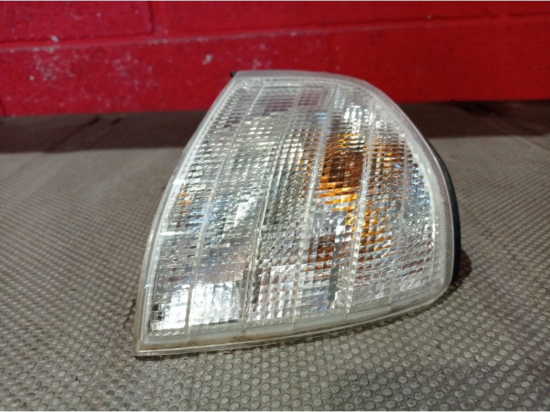 Recambio de piloto delantero derecho para mercedes clase c (w202) berlina 180 (202.018) referencia OEM IAM    Recambio de piloto delantero derecho para mercedes clase c (w202) berlina 180 (202.018) referencia OEM IAM