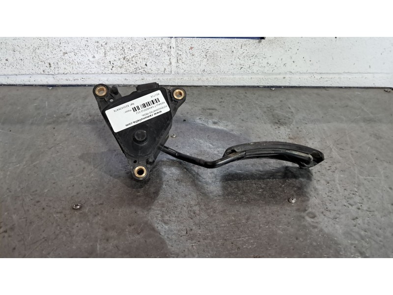 Recambio de potenciometro pedal para renault kangoo furgón compact professional referencia OEM IAM 8200436878  