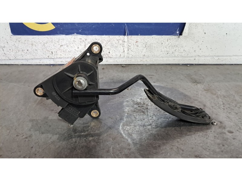 Recambio de potenciometro pedal para renault kangoo furgón compact professional referencia OEM IAM 8200436878  