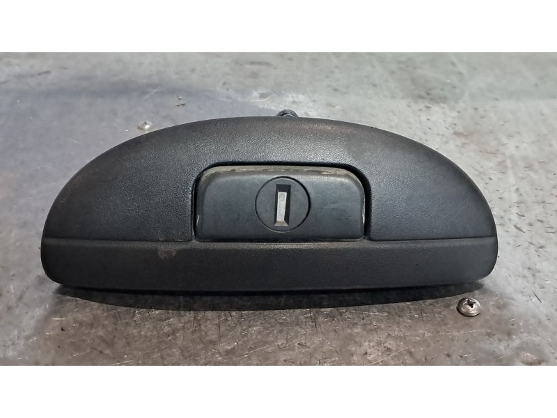 Recambio de maneta exterior porton para renault megane scenic alize 1.9dt referencia OEM IAM    Recambio de maneta exterior porton para renault megane scenic alize 1.9dt referencia OEM IAM