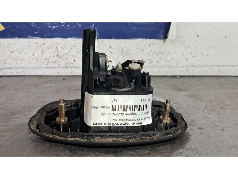 Recambio de maneta exterior porton para renault megane scenic alize 1.9dt referencia OEM IAM    Recambio de maneta exterior porton para renault megane scenic alize 1.9dt referencia OEM IAM