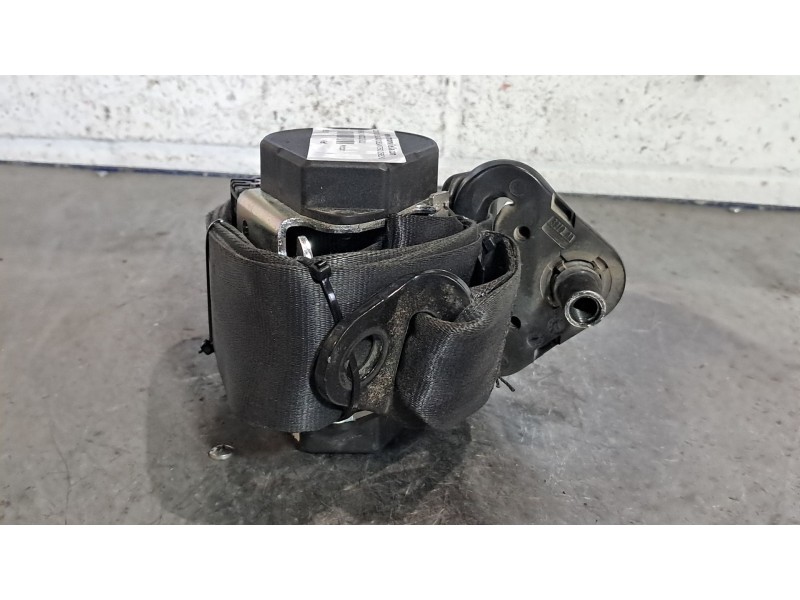 Recambio de cinturon seguridad delantero derecho para renault kangoo furgón compact professional referencia OEM IAM   