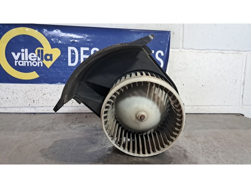 Recambio de motor calefaccion para renault kangoo furgón compact professional referencia OEM IAM 173830100  