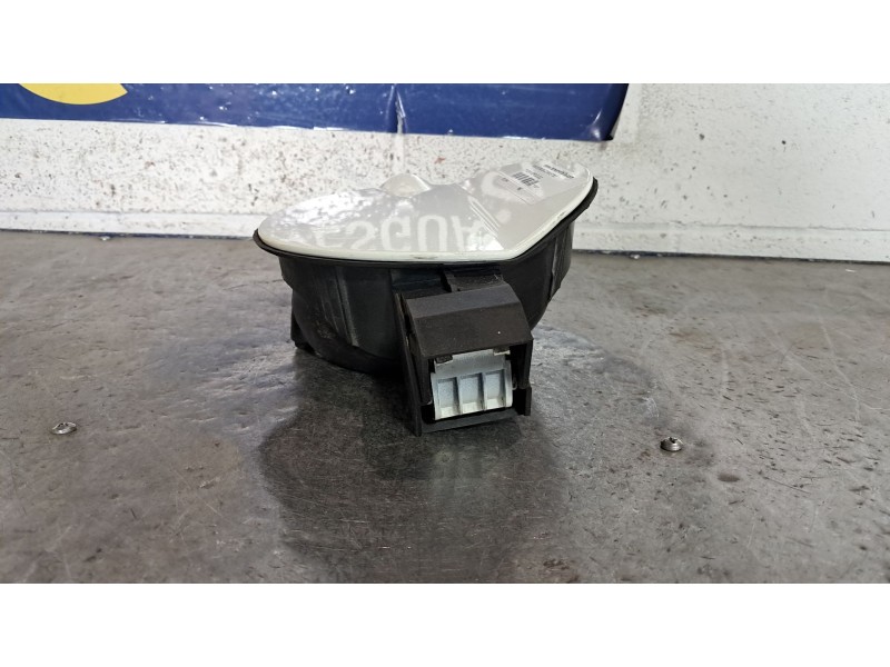 Recambio de tapa exterior combustible para citroen nemo attraction referencia OEM IAM 1353354080  