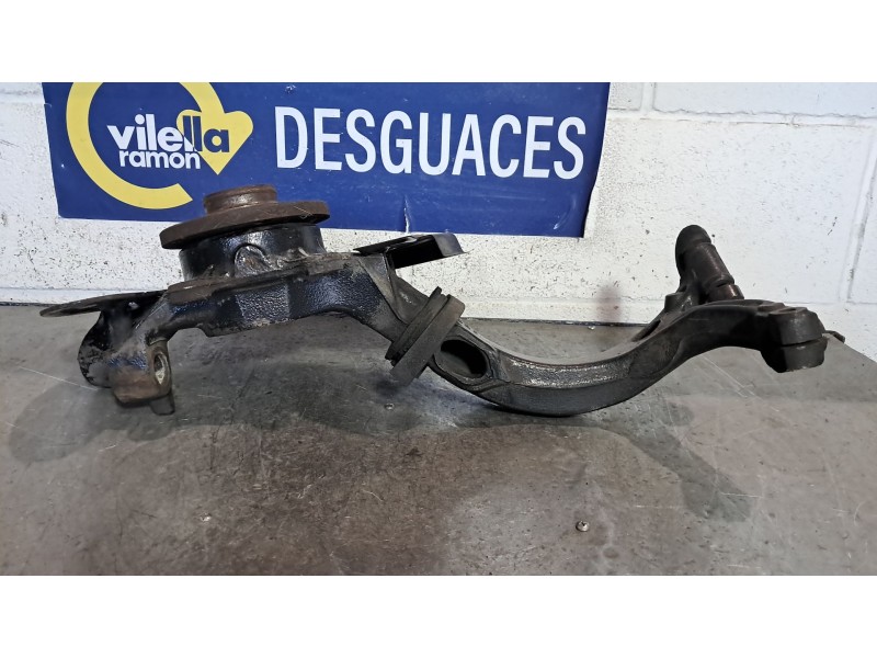 Recambio de mangueta delantera izquierda para volkswagen passat berlina (3b3) 1.9 tdi referencia OEM IAM    Recambio de mangueta delantera izquierda para volkswagen passat berlina (3b3) 1.9 tdi referencia OEM IAM