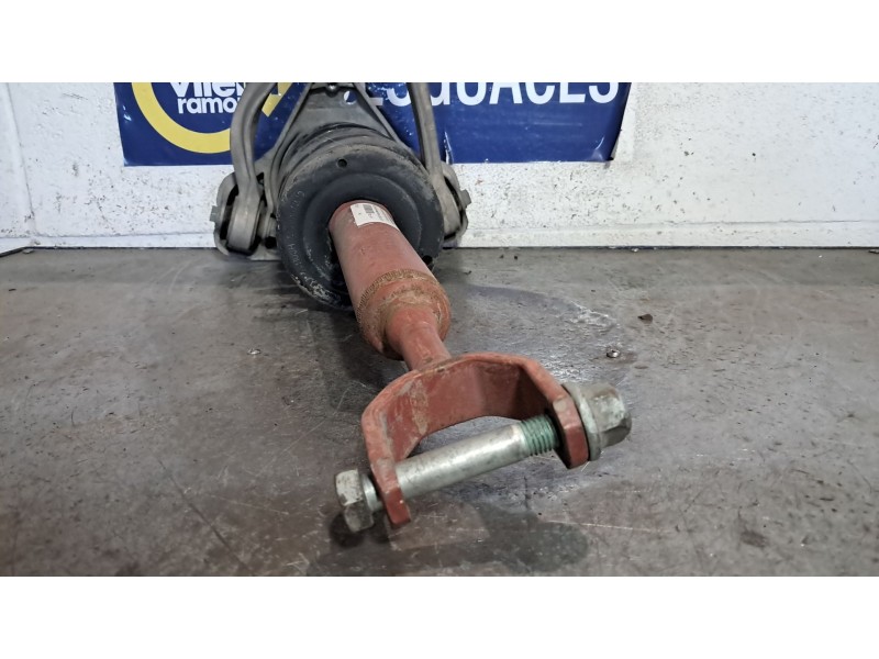 Recambio de amortiguador delantero derecho para volkswagen passat berlina (3b3) 1.9 tdi referencia OEM IAM   