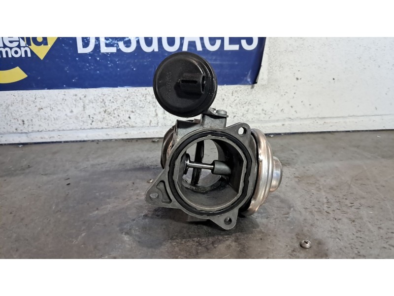 Recambio de valvula egr para seat alhambra (7v8) 1.9 tdi referencia OEM IAM 038129637L  