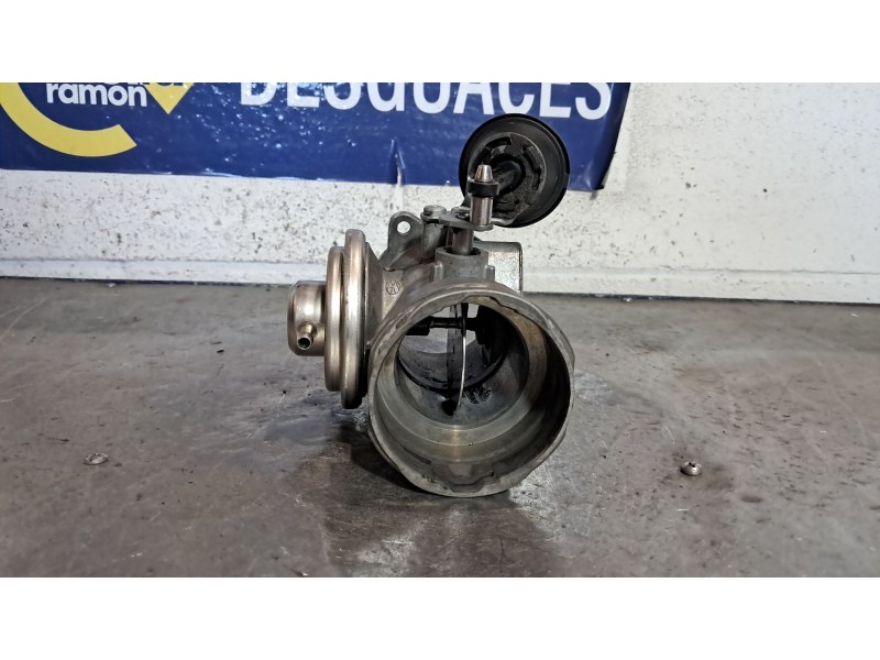 Recambio de valvula egr para seat alhambra (7v8) 1.9 tdi referencia OEM IAM 038129637L  