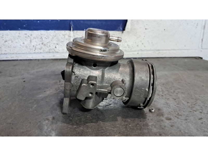 Recambio de valvula egr para seat alhambra (7v8) 1.9 tdi referencia OEM IAM 038129637L  
