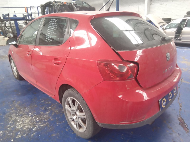 seat ibiza (6j5) del año 2008