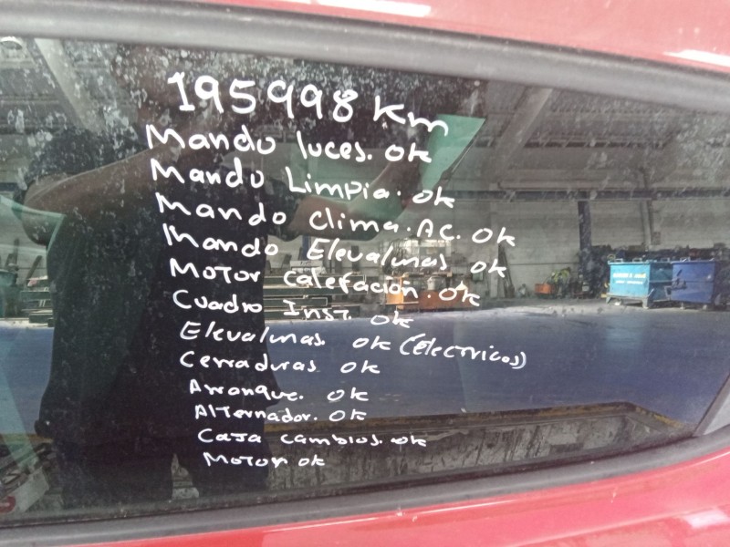 seat ibiza (6j5) del año 2008