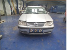 volkswagen bora berlina (1j2) del año 2001 2