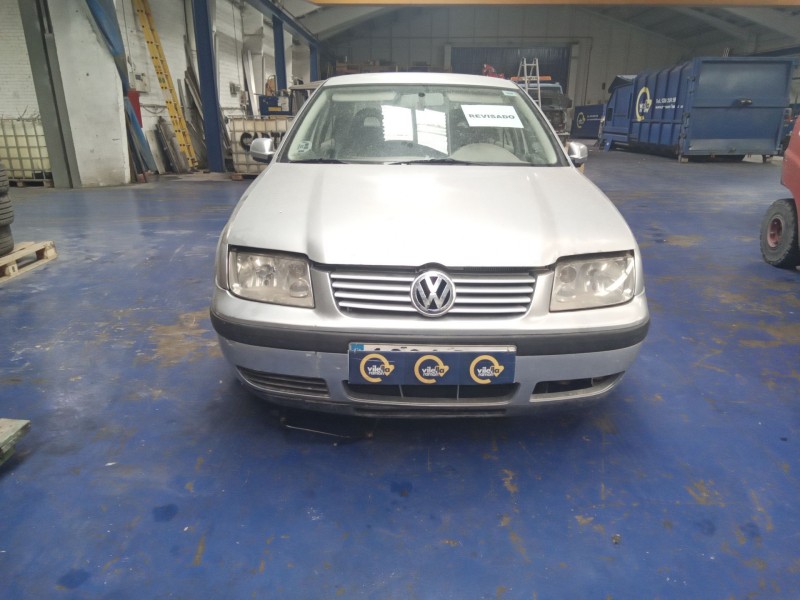 volkswagen bora berlina (1j2) del año 2001